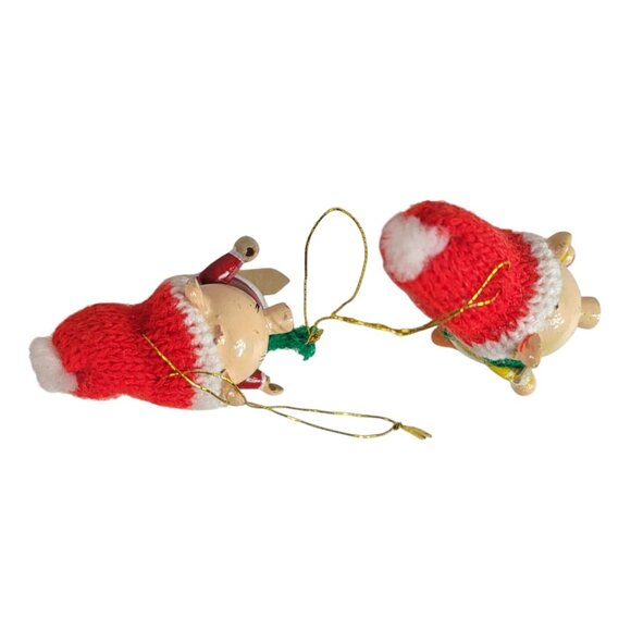 Vintage Wooden Pig Christmas Ornaments Walking Skiiing Knit Hats Lot of 2 READ - Picture 6 of 10